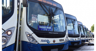 Prefeitura de Aracaju entrega 10 novos ônibus para o transporte público da capital