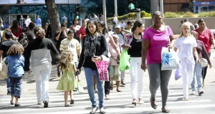 Taxa de desemprego fica em 7,8% no trimestre encerrado em fevereiro