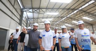 Governo realiza visita técnica em galpão industrial durante o ‘Sergipe é aqui’ em Carira