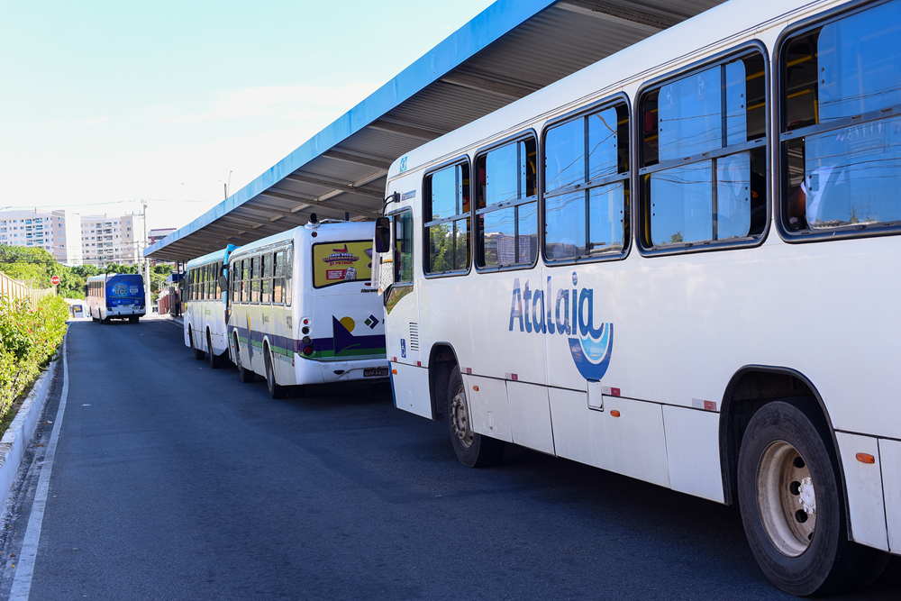 Empresas de ônibus promovem ações de conscientização alusivas à campanha do Maio Amarelo