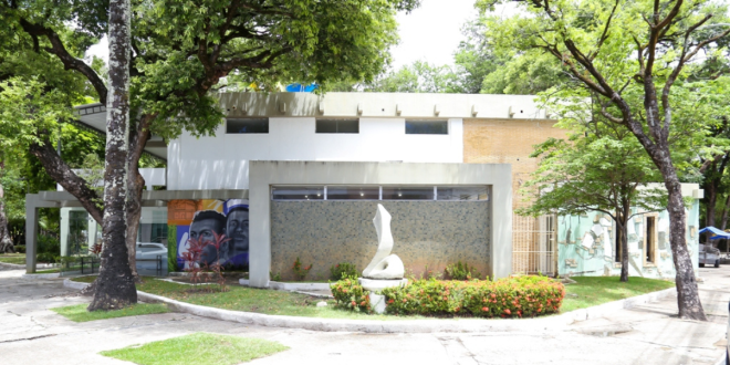 Galeria de Arte Álvaro Santos