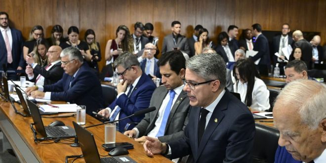 Alessandro Vieira no Senado