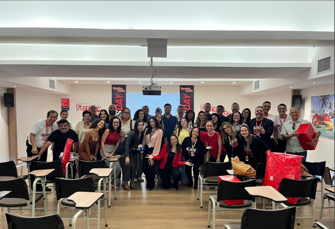 Direção do Ferreira Costa com os jornalistas convidados