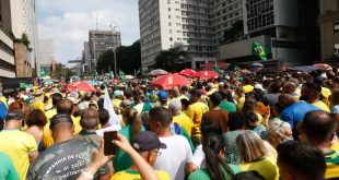 Notícias de uma guerra cotidiana