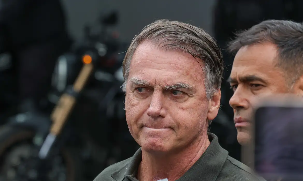 Bolsonaro é preso preventivamente