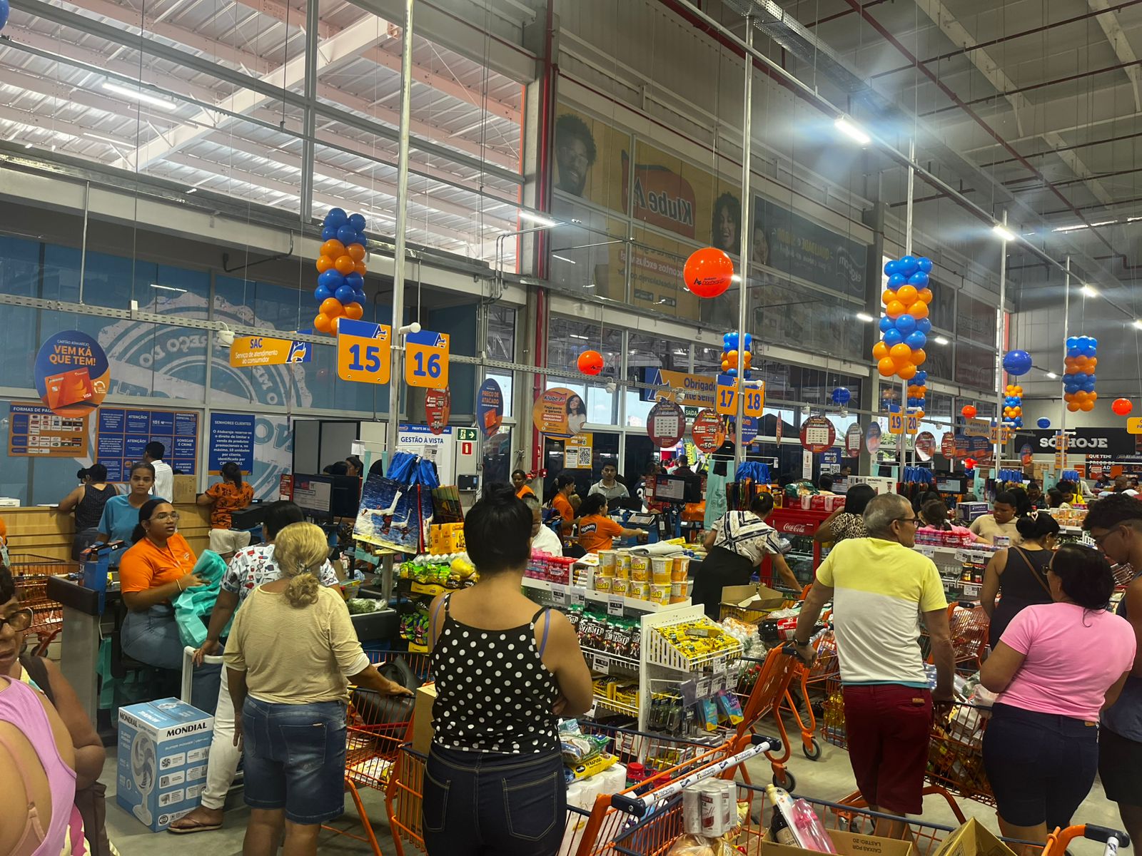 Comércio varejista impulsiona saldo positivo de vagas de emprego em Sergipe 