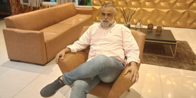 Galeb , empresário brasiliense