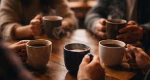 ​O altar do cotidiano — uma genealogia do café