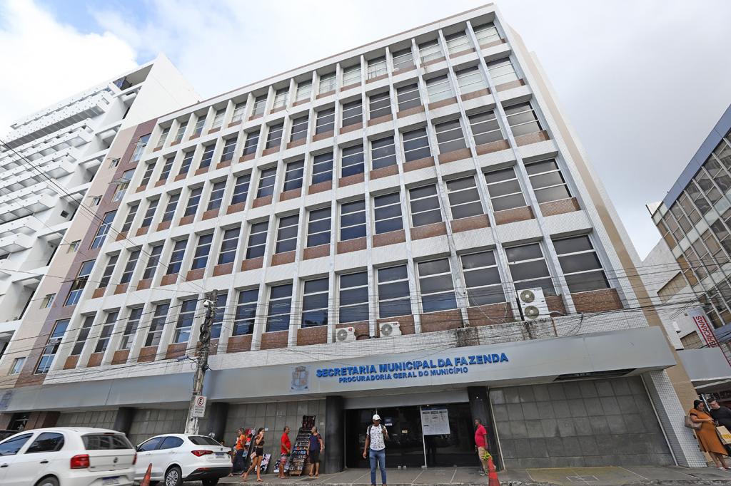 Contribuintes devem emitir 2ª via do IPTU para pagar cota única até fevereiro