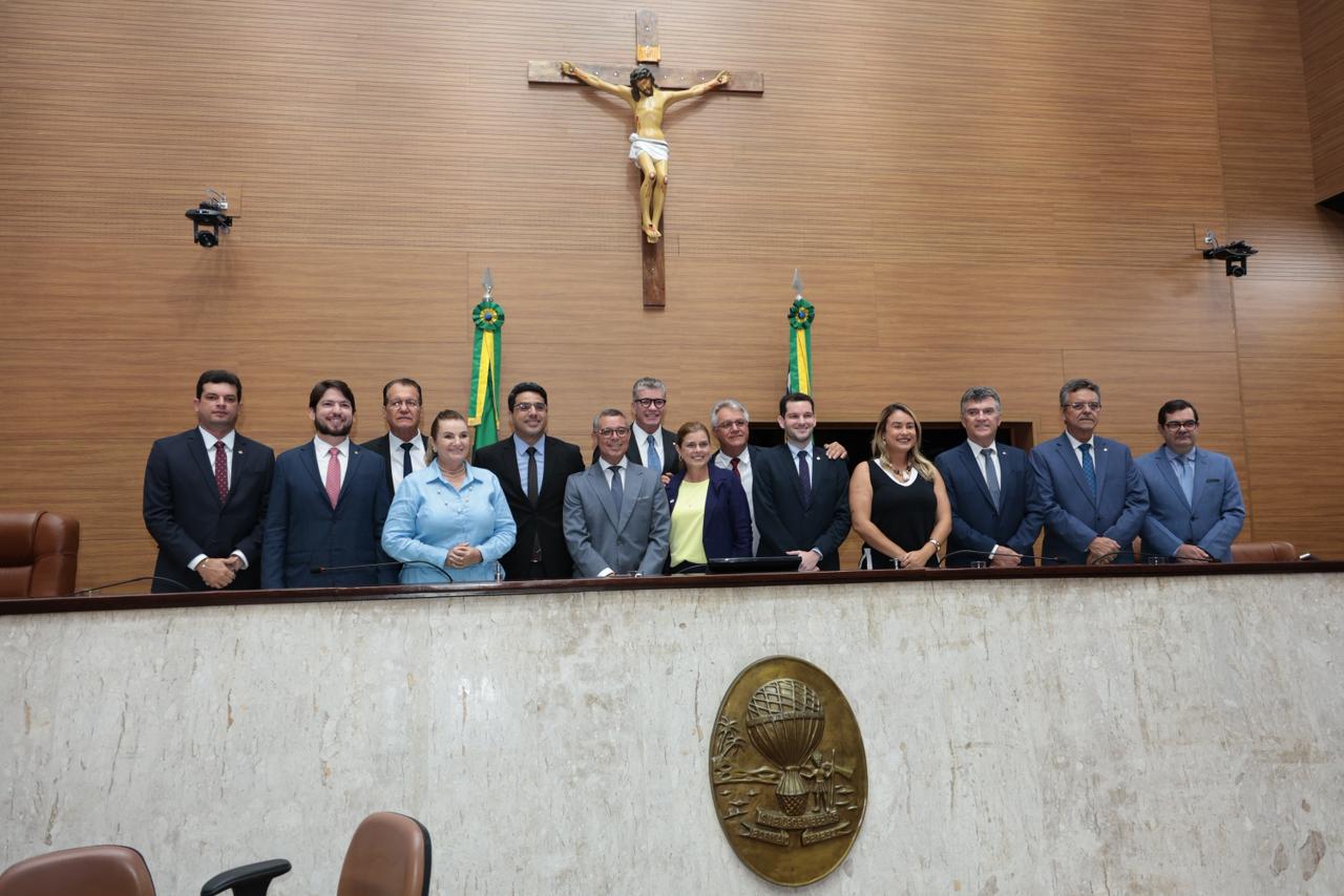 Deputados estaduais