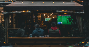 Casa de apostas fecha patrocínio para transmissões da Copa do Mundo 2026 na CazéTV