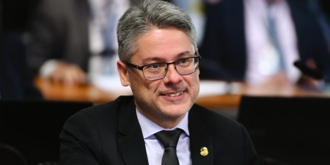 Senador Alessandro Vieira