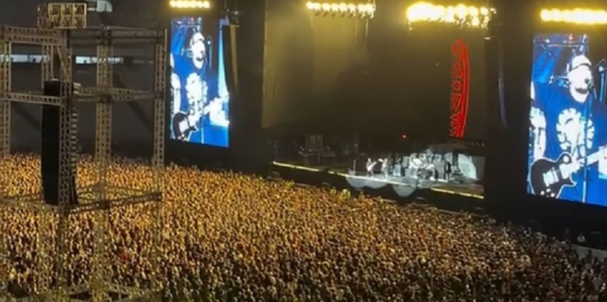 Guns N’ Roses na Ilha do Amor; histórico, apoteótico e orgástico