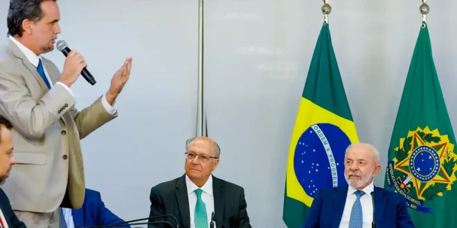 Lula MP blusinhas