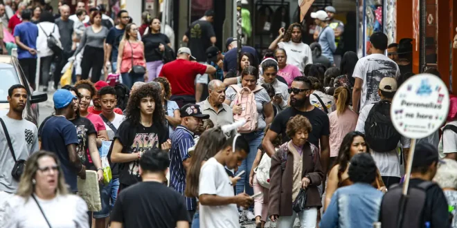 povo na rua ebc