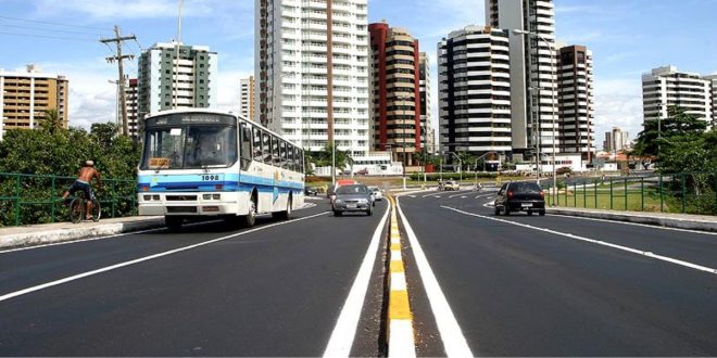 A avenida Beira Mar