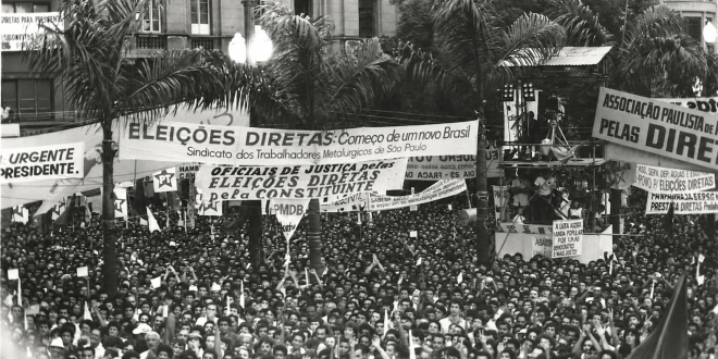 Manifestação pelas Diretas Já, em São Paulo